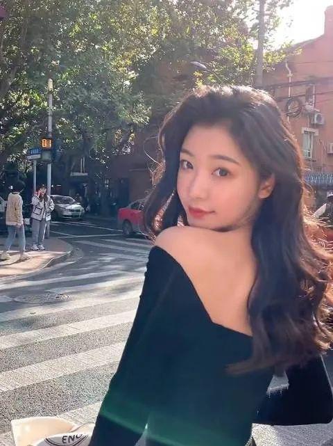 易梦玲图片爆料视频下载  第1张